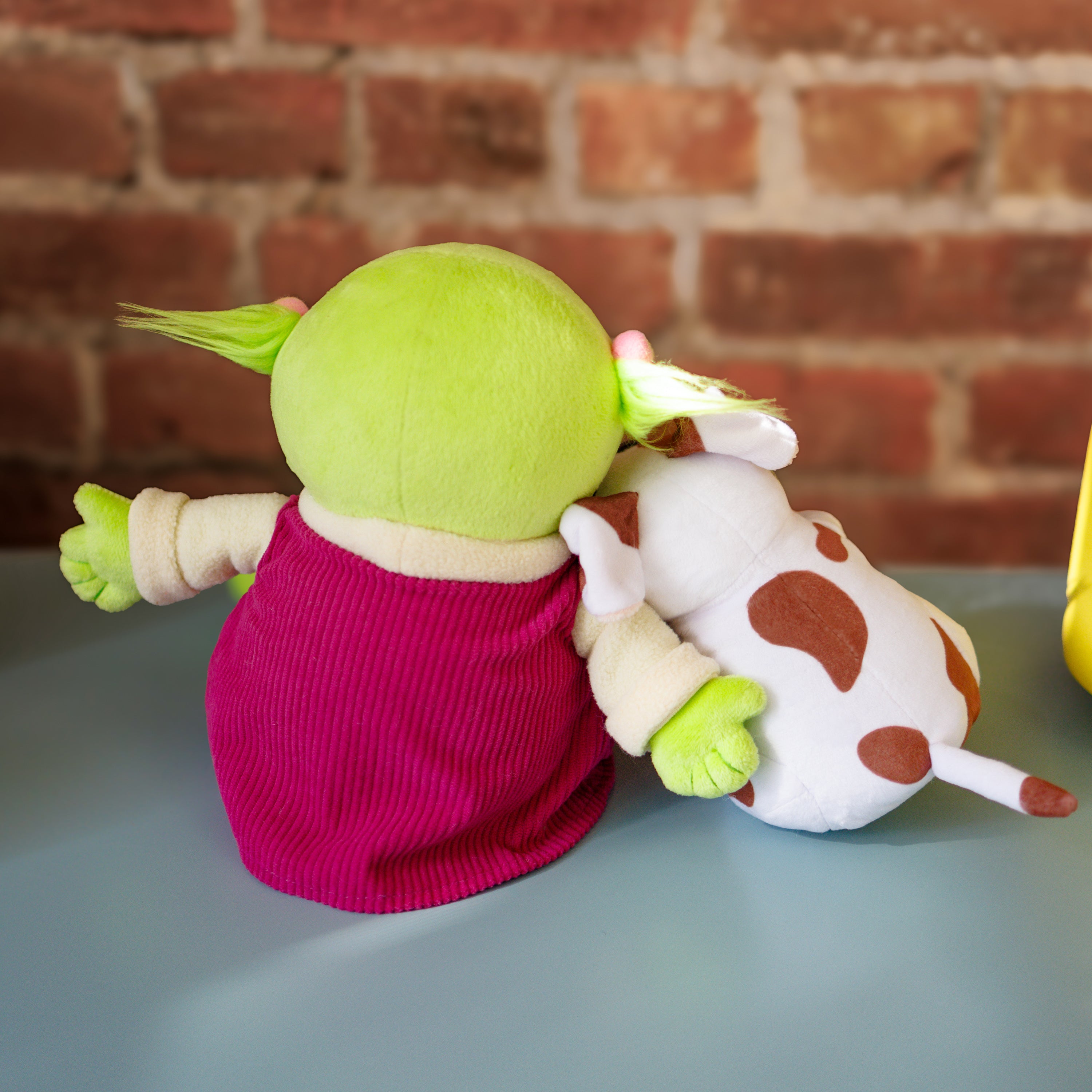 Russer Russer (Nanalan') Plush – Uncute